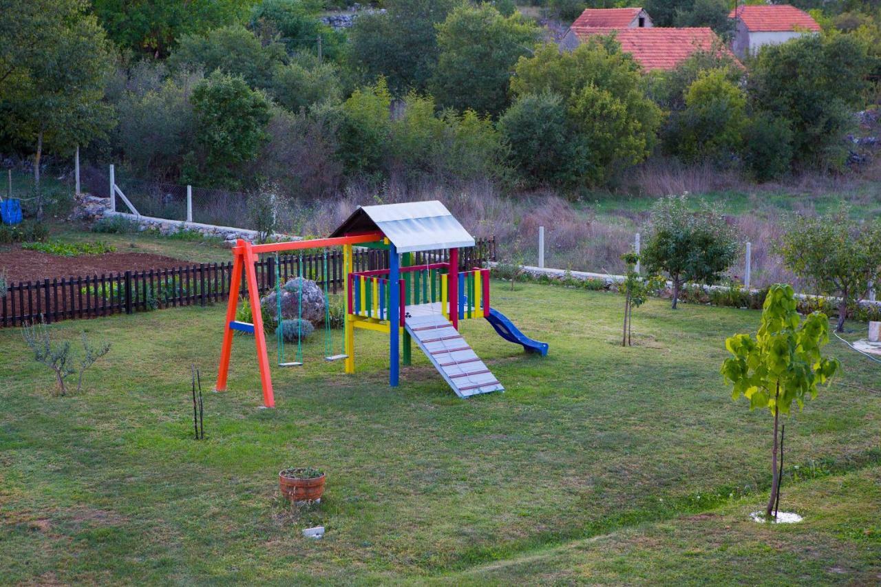 Holiday Home Marin Umljanovic المظهر الخارجي الصورة